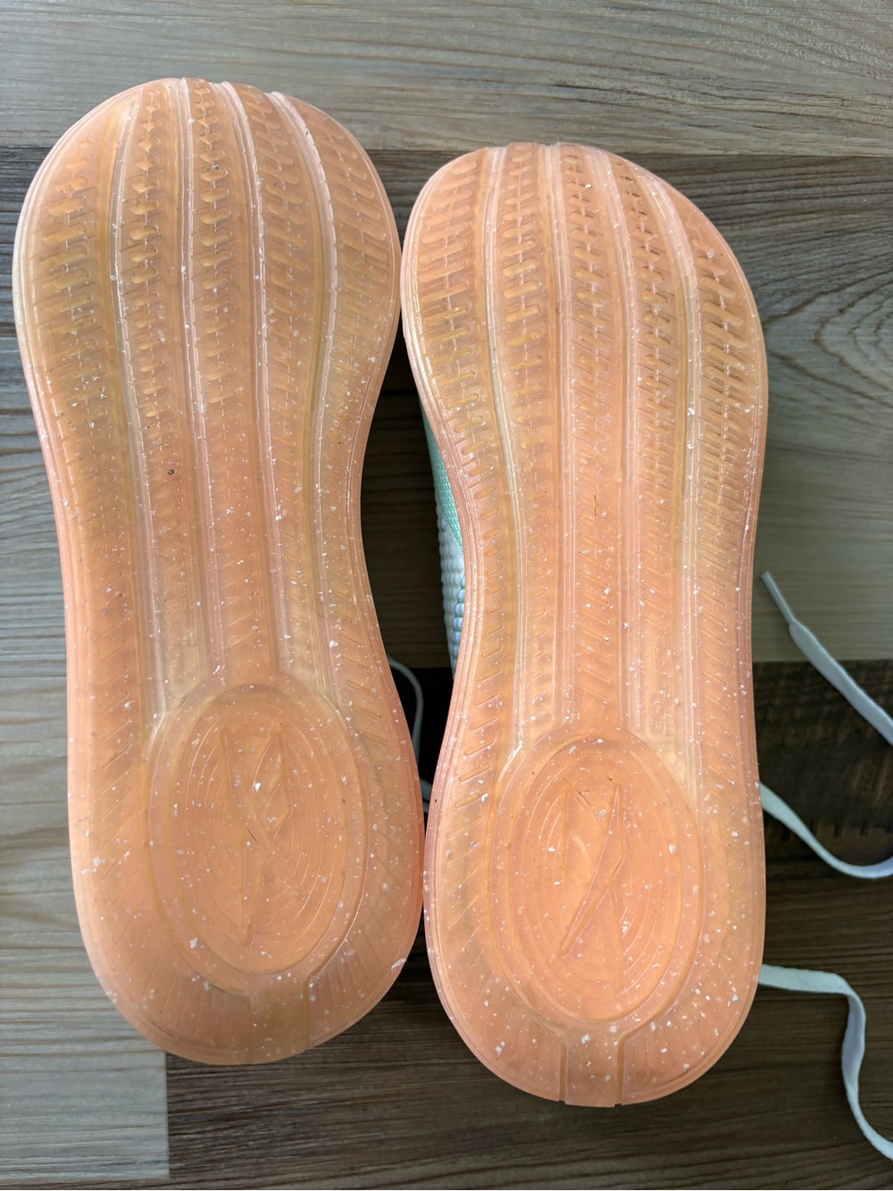 Reebok Women’s Nano X4 Size 8 Shoes - Picture 4 of 7